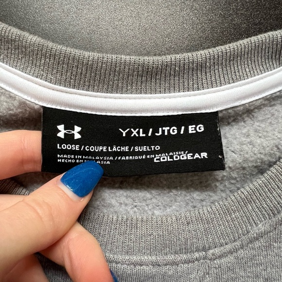Under Armour Gray Crewneck ! - Picture 5 of 5